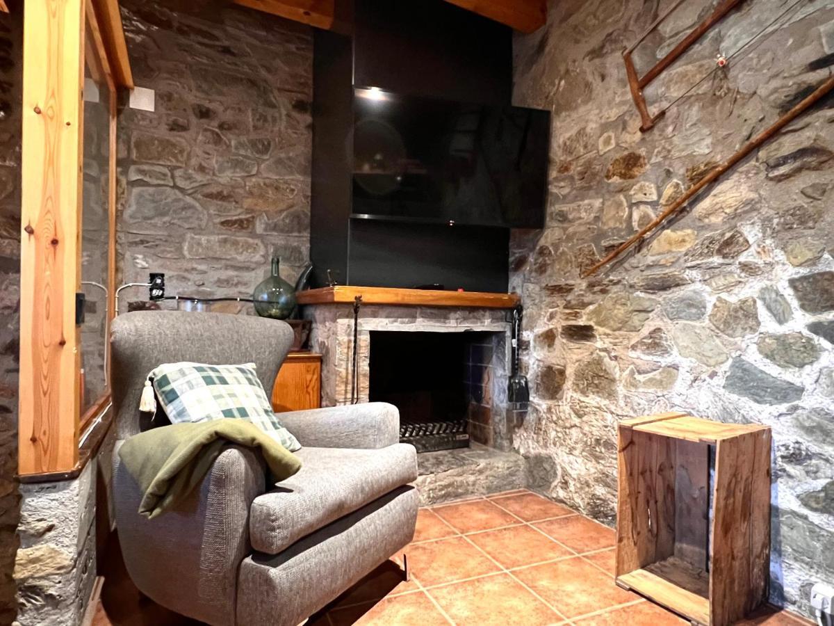 Casa Sinera - L'Amfitriona Villa Roní Eksteriør bilde